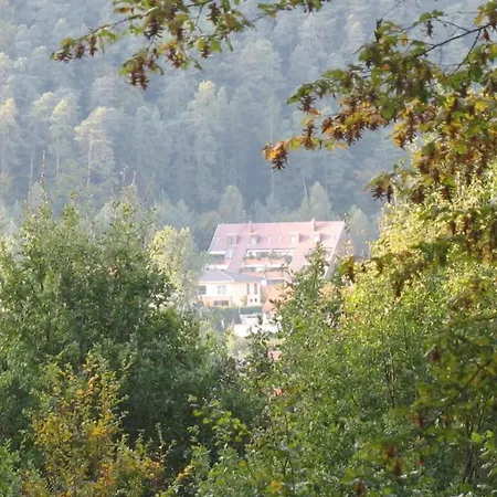 Hermitage-dahn Modern Retreat Ferienhaus *