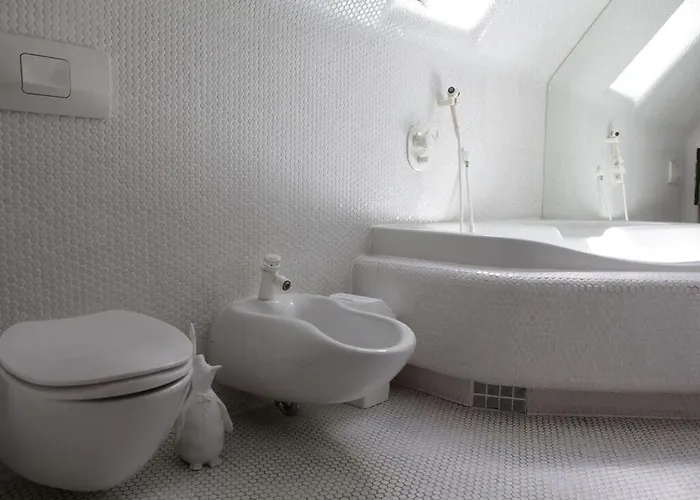 Hermitage-dahn Modern Retreat * ダーン