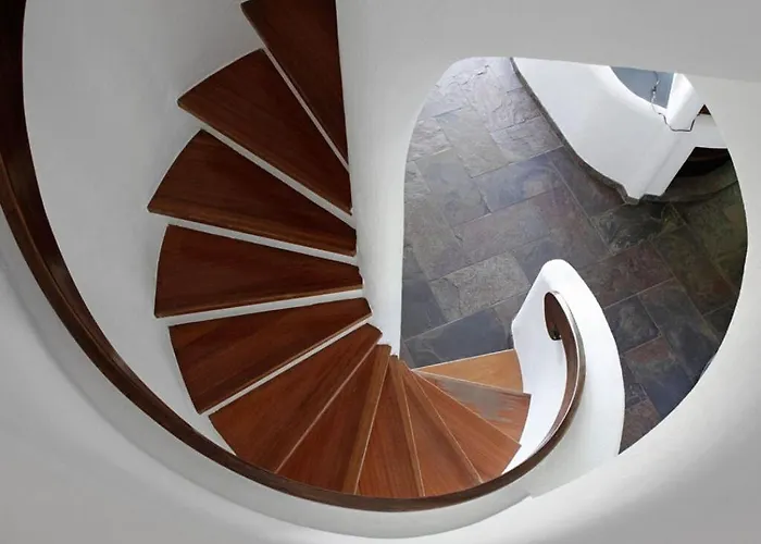 Hermitage-dahn Modern Retreat * ダーン