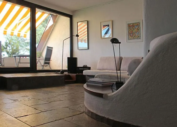 別荘 Hermitage-dahn Modern Retreat ダーン